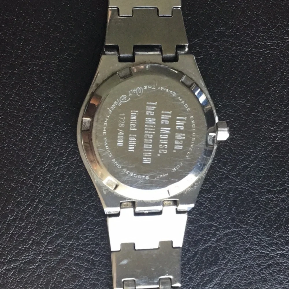 Disney WORKING VINTAGE MILLENNIAL LADIES WRISTWATCH MIKEY, THE‎ MAN THE MOUSE